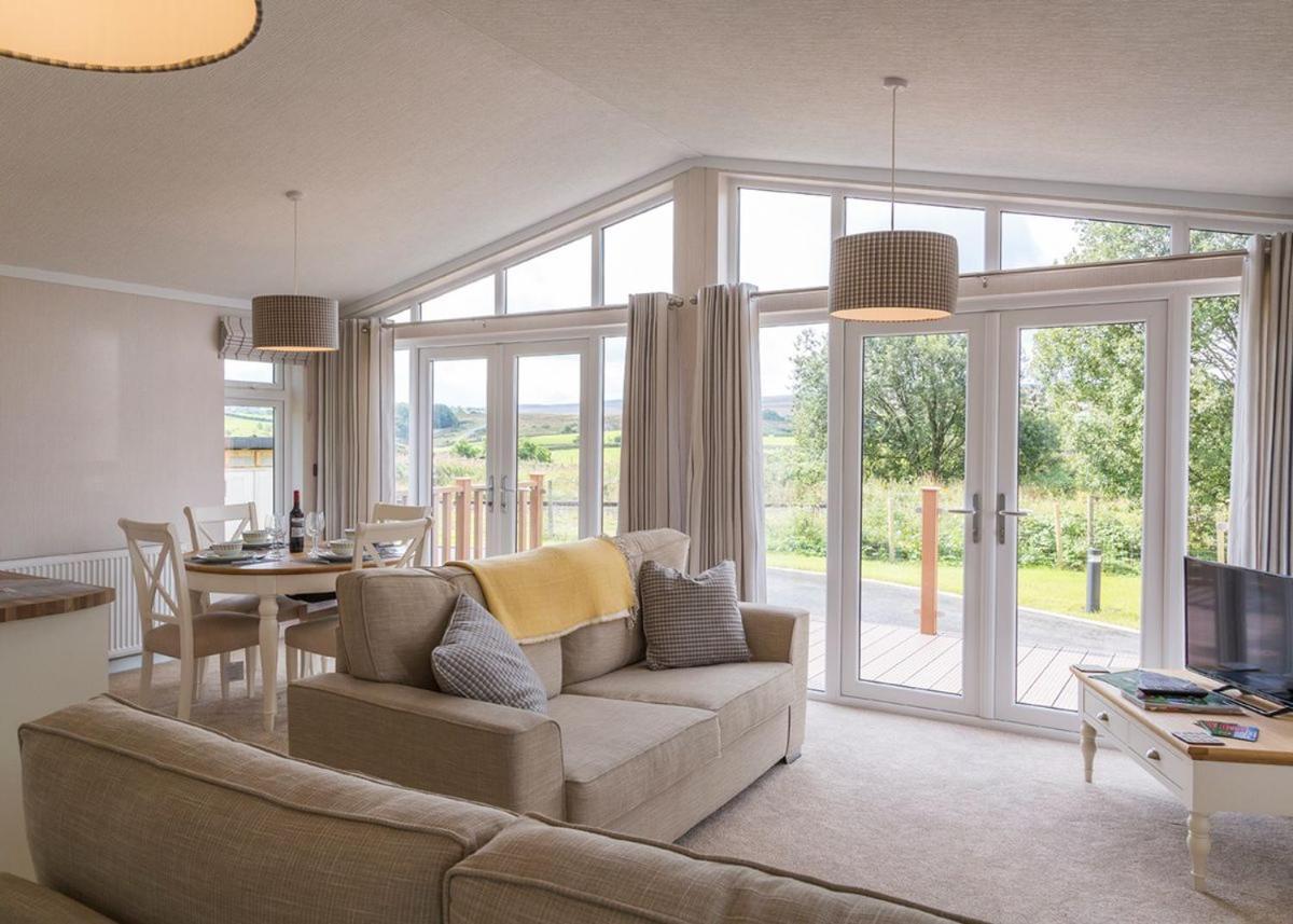 Great Harlow Views Newby  Exteriér fotografie