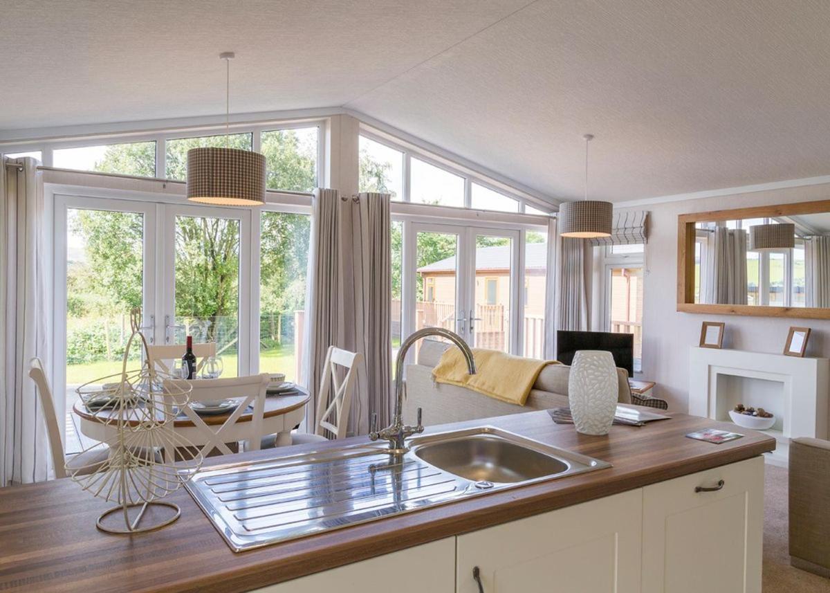 Great Harlow Views Newby  Exteriér fotografie